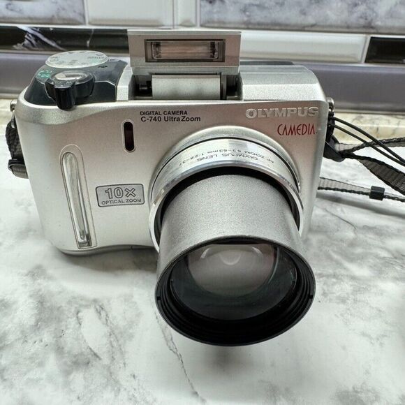 Olympus CAMEDIA C-740 Ultra Zoom 3.2MP Digital Camera + 256mb Card TESTED - Picture 10 of 14